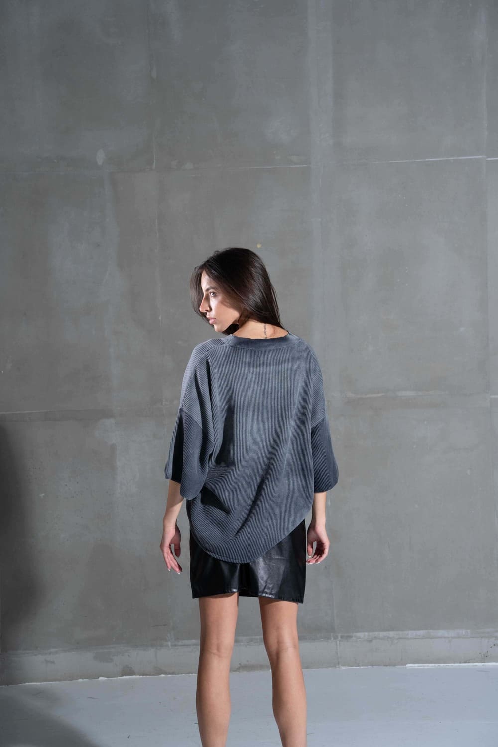 Grey washed knitwear T shirt